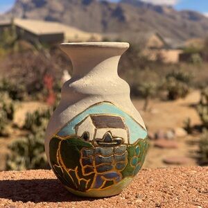 Mexican Pottery Vase signed by Alevloza Handpainted gold trimmed design